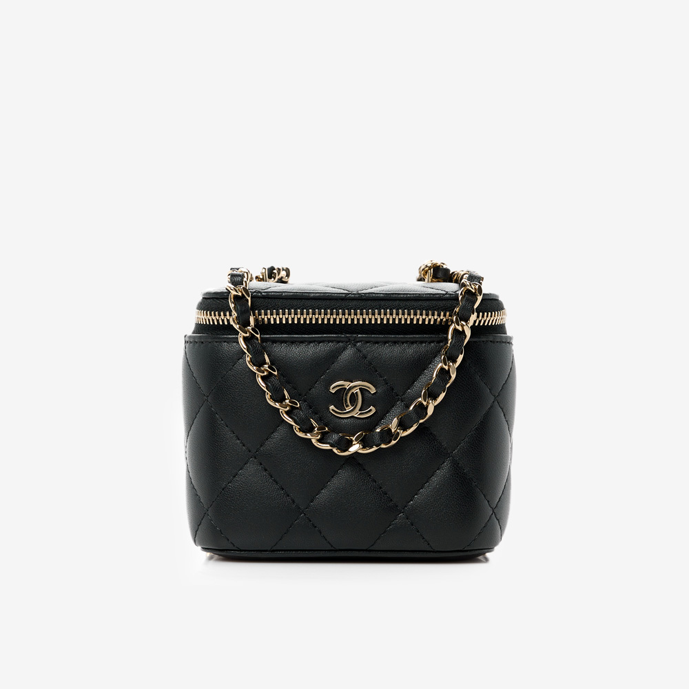 Mini+Vanity+with+Chain